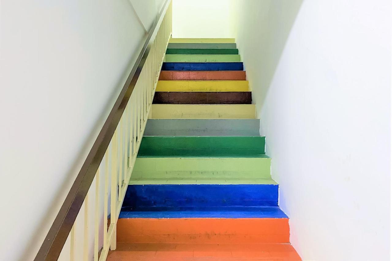 Spot On 90123 Rainbow Guest House George Town Zewnętrze zdjęcie